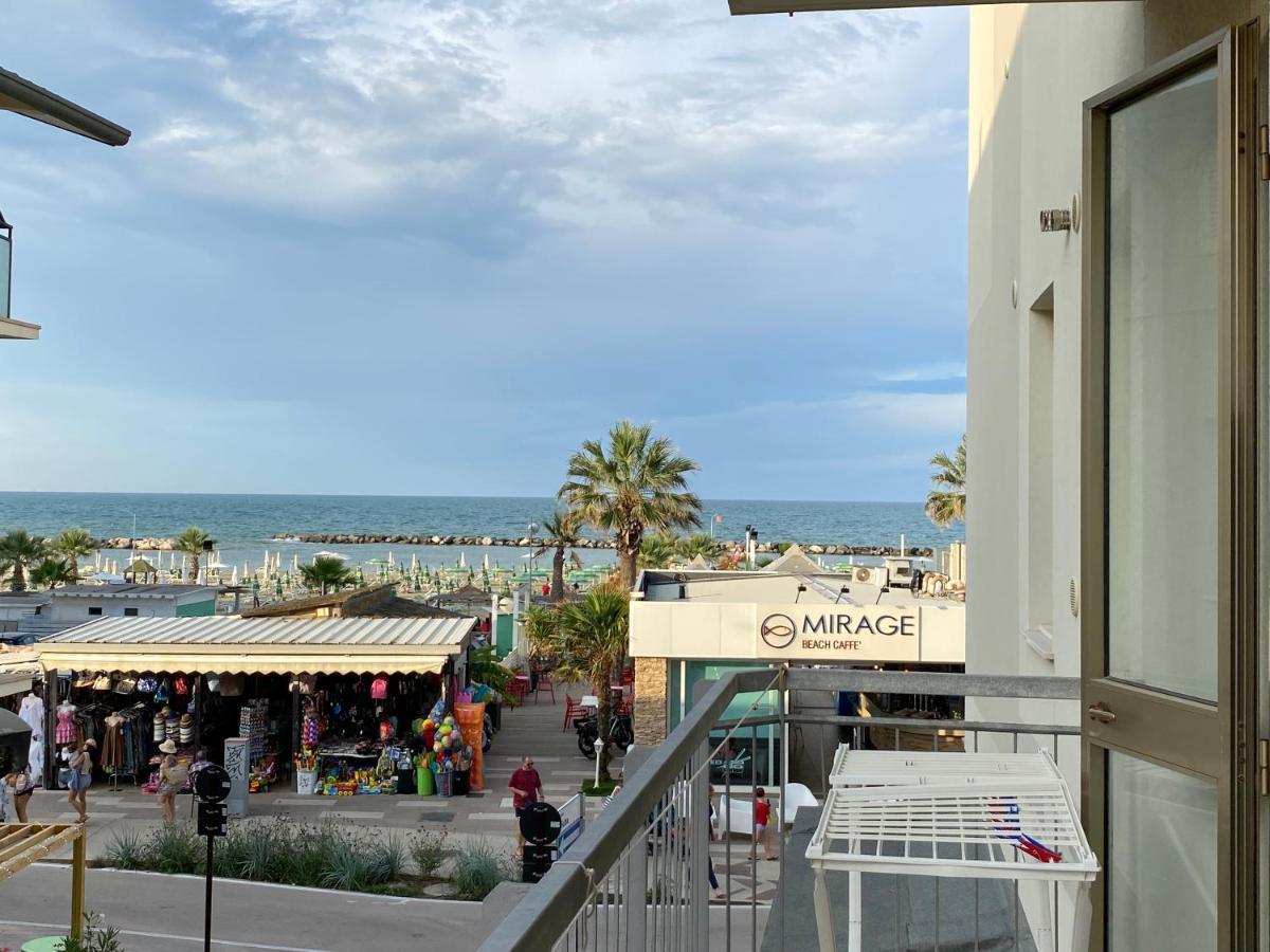 Favolosa Vista Mare Rimini Ngoại thất bức ảnh