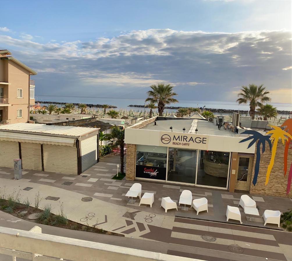 Favolosa Vista Mare Rimini Ngoại thất bức ảnh